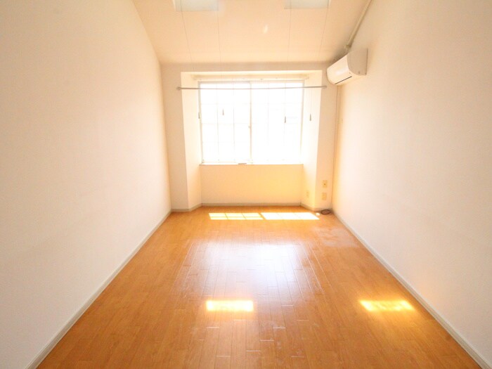 物件内観写真18　(居室)