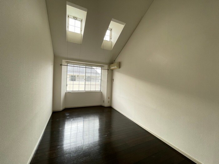 物件内観写真21　(居室)