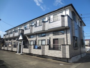 ﾎﾜｲﾄｷｬｯｽﾙ南小泉ﾋﾞﾚｼﾞD棟外観写真