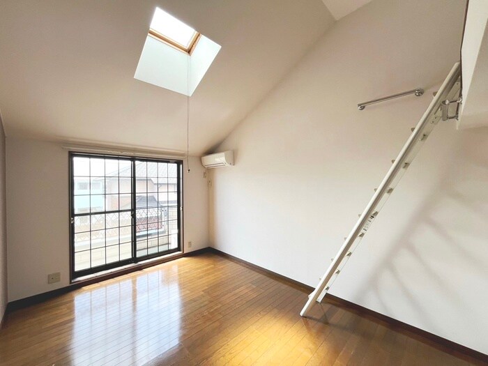 物件内観写真8　(居室)