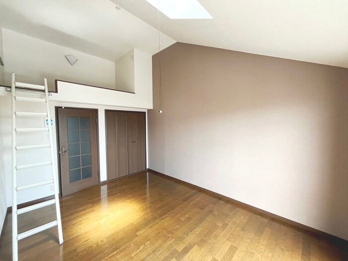 物件内観写真8　(居室)