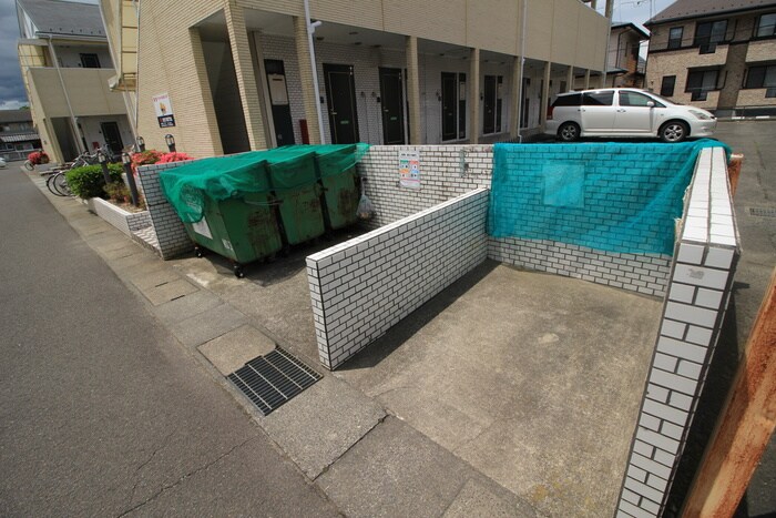 物件外観写真6　(建物設備)