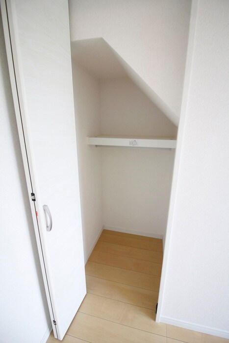 物件内観写真10　(収納)
