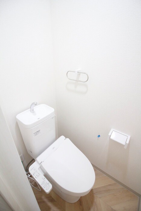 物件内観写真11　(トイレ)