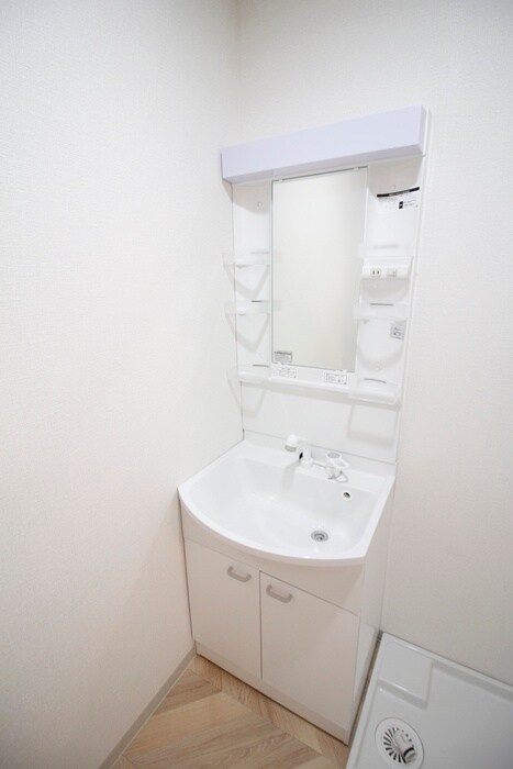 物件内観写真12　(洗面)