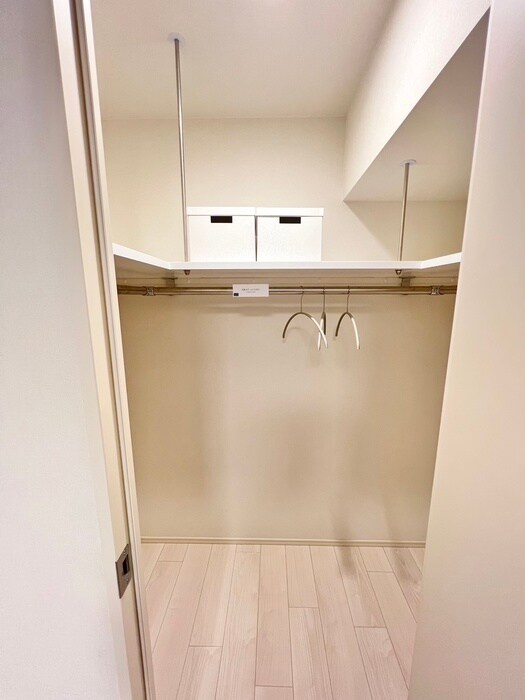 物件内観写真11　(収納)