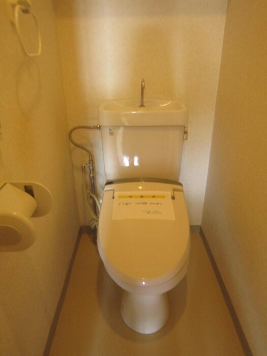 物件内観写真16　(トイレ)