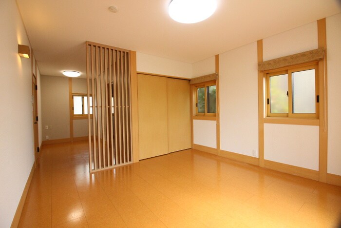 物件内観写真10　(居室)