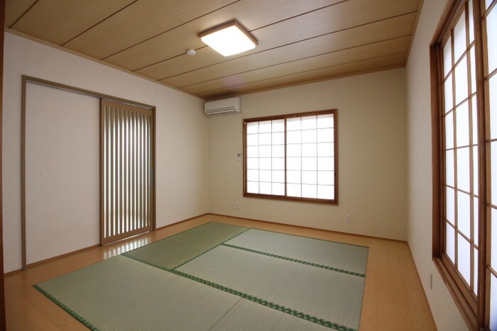 物件内観写真11　(居室)