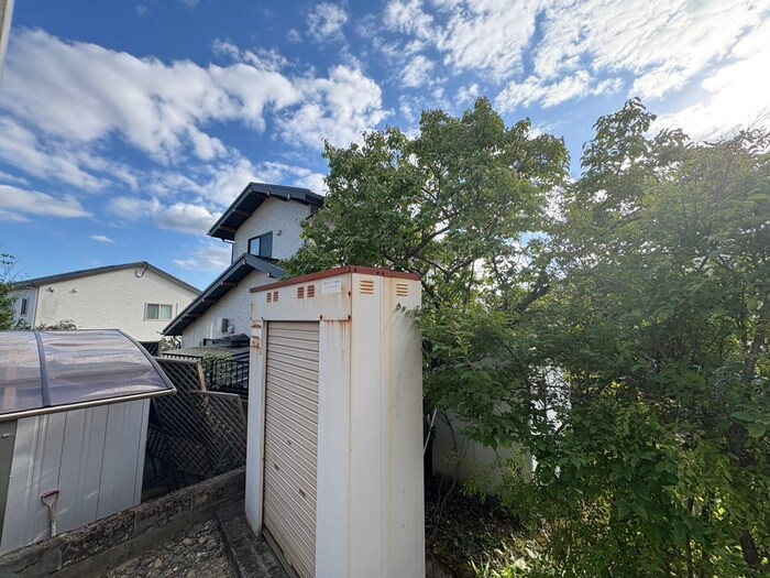 物件内観写真15　(室内からの展望)