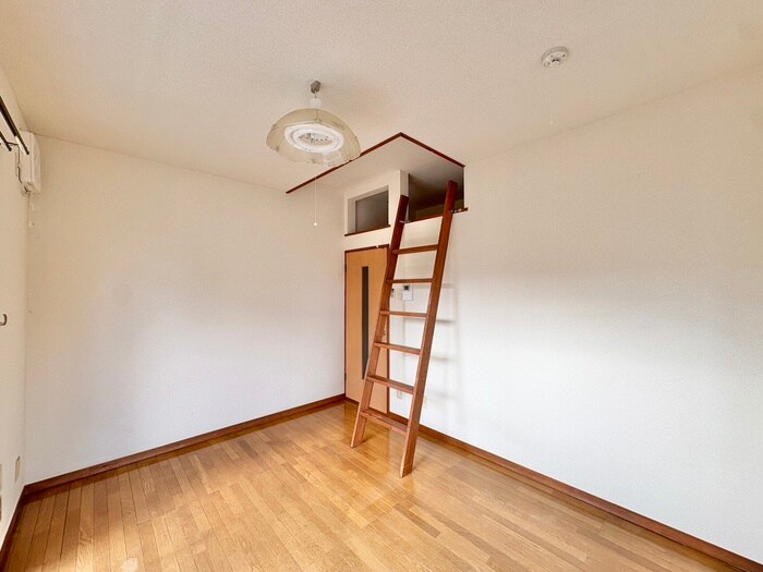 物件内観写真18　(居室)