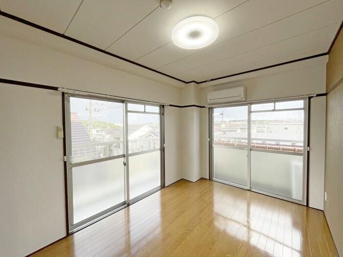 物件内観写真7　(居室)