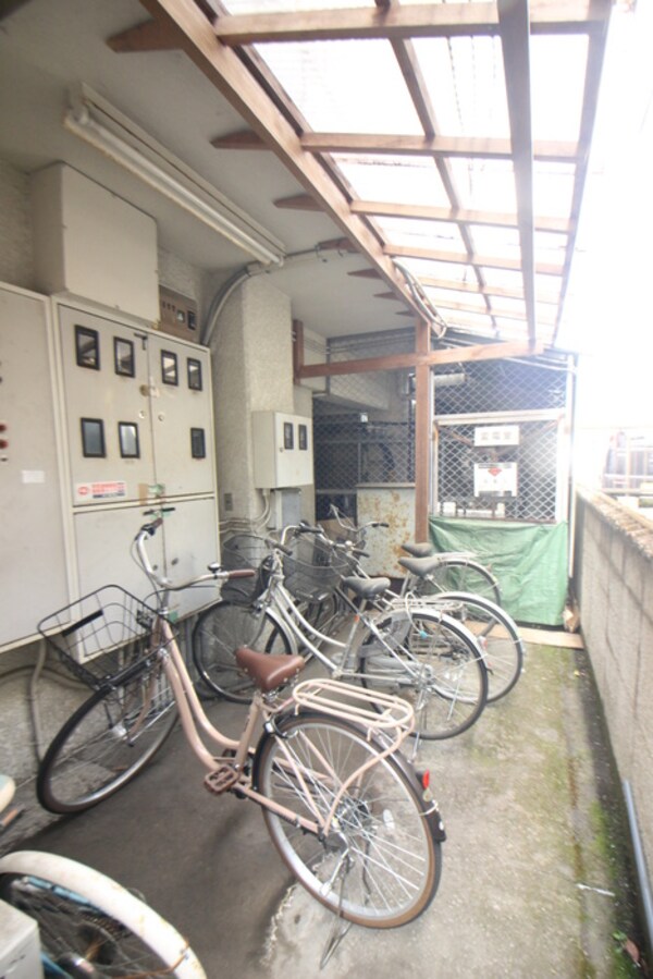 駐輪場