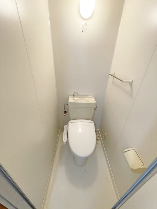 物件内観写真10　(トイレ)