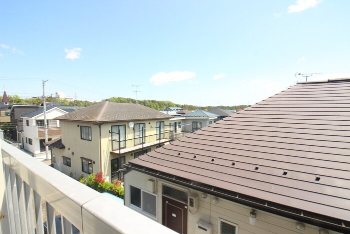 物件内観写真16　(室内からの展望)