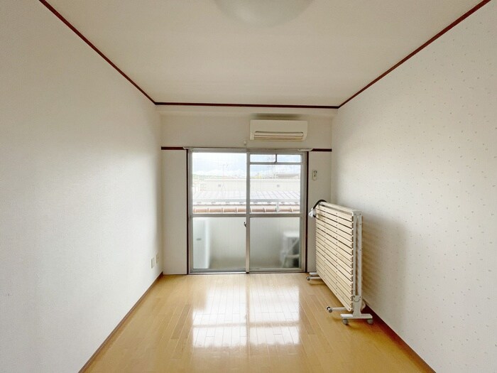 物件内観写真18　(居室)