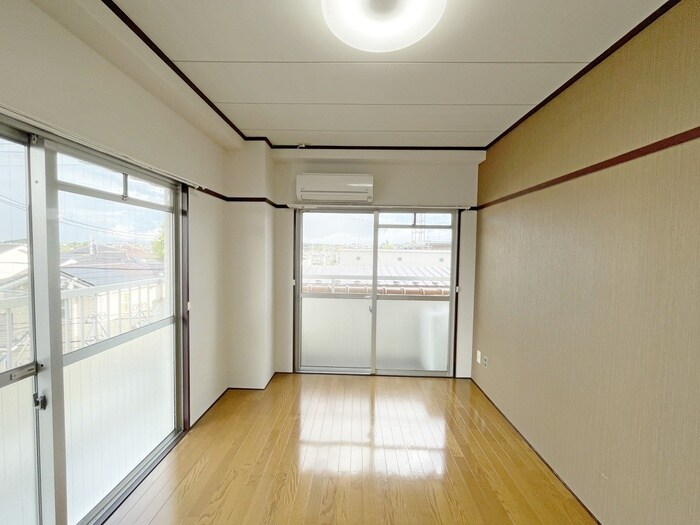 物件内観写真19　(居室)