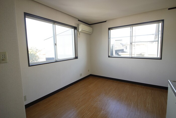 物件内観写真7　(居室)