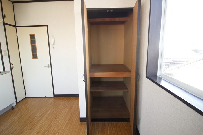 物件内観写真17　(収納)