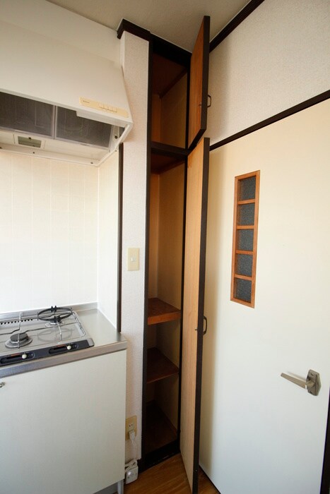 物件内観写真18　(収納)