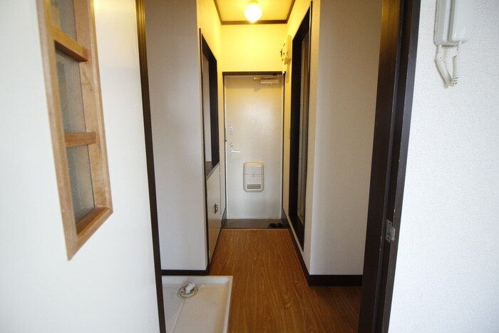 物件内観写真20　(廊下)
