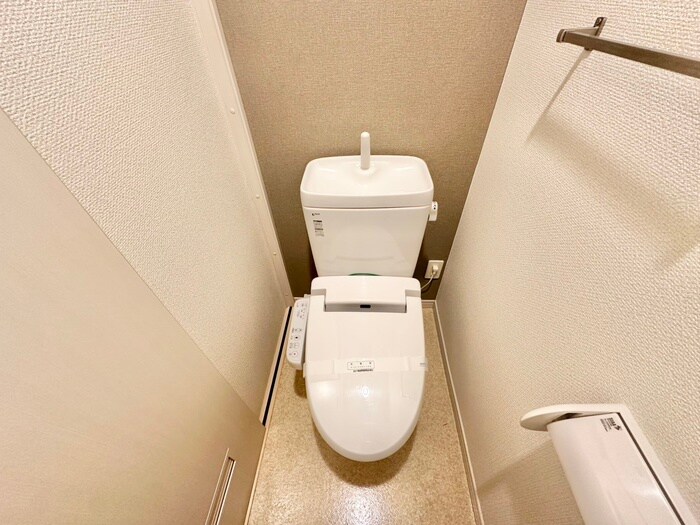 物件内観写真13　(トイレ)