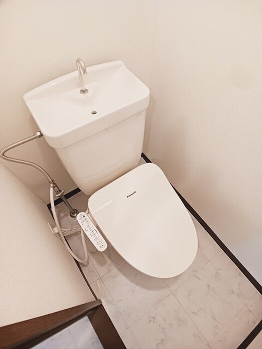 物件内観写真10　(トイレ)