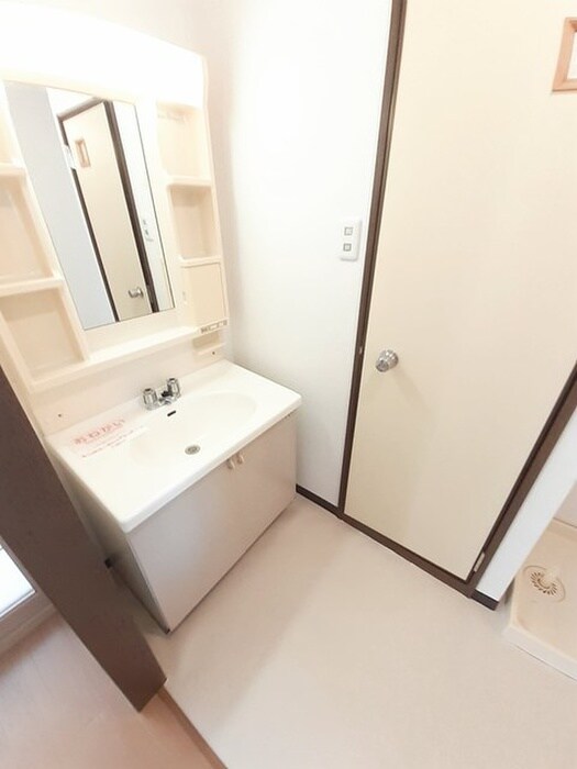 物件内観写真11　(洗面)