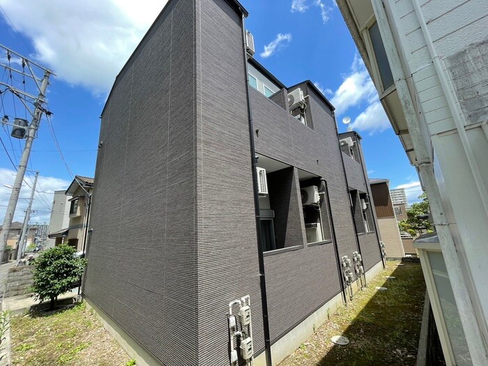 物件外観写真6　(外観写真)