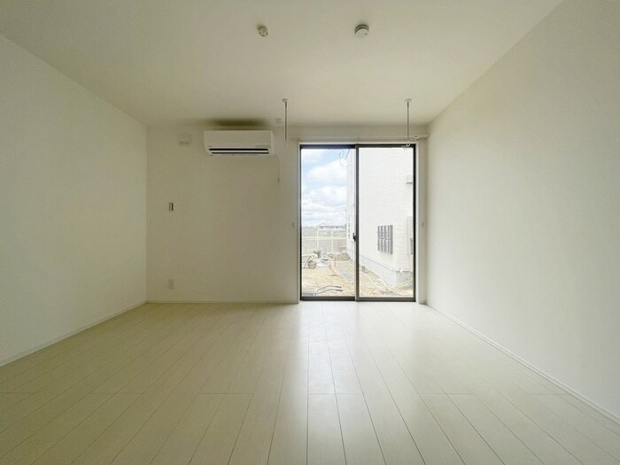 物件内観写真14　(居室)