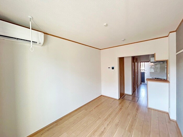 物件内観写真9　(居室)