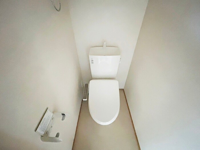 物件内観写真14　(トイレ)