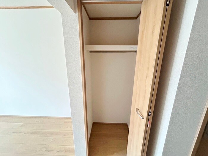 物件内観写真16　(収納)