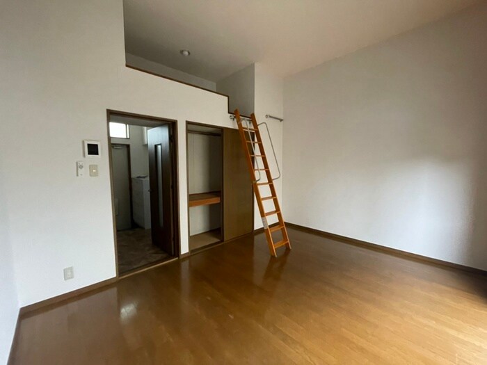 物件内観写真8　(居室)