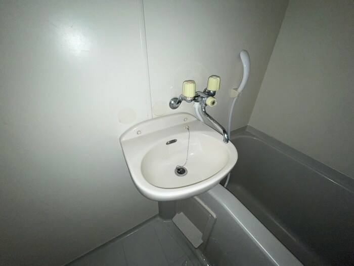 物件内観写真12　(洗面)