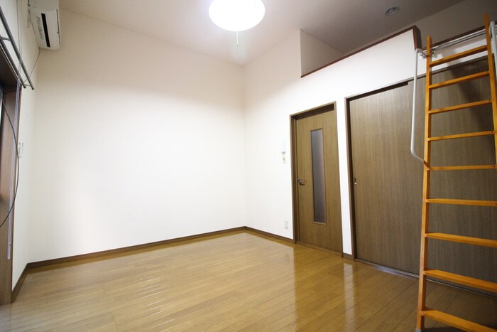 物件内観写真15　(居室)