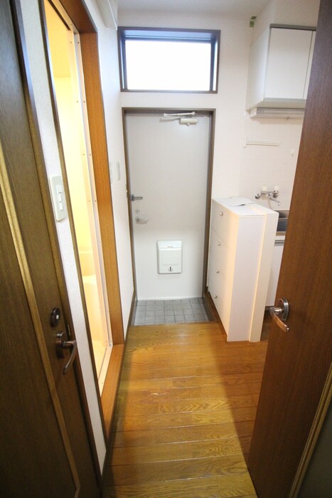 物件内観写真22　(廊下)