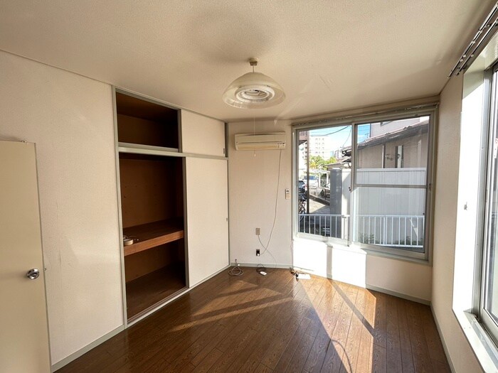 物件内観写真21　(居室)