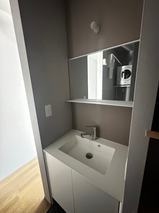 物件内観写真14　(洗面)