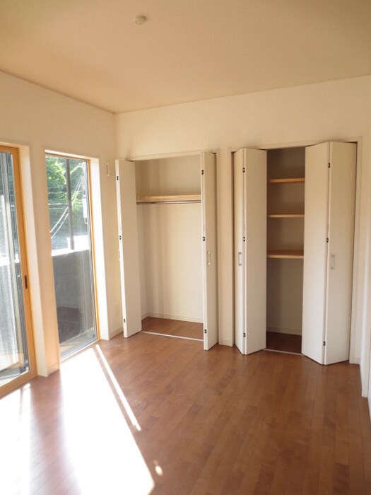物件内観写真7　(居室)
