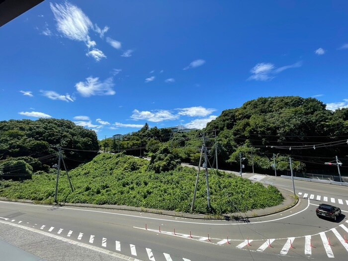 物件内観写真15　(室内からの展望)