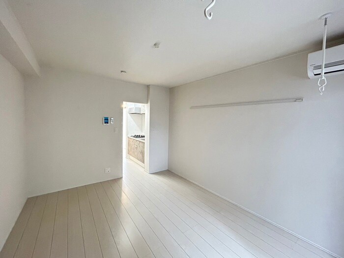 物件内観写真10　(居室)