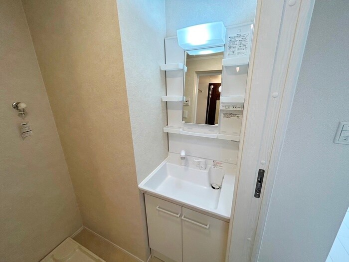 物件内観写真12　(洗面)