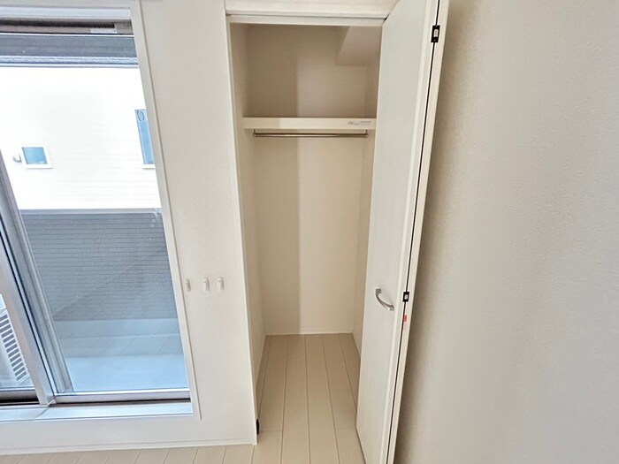物件内観写真16　(収納)