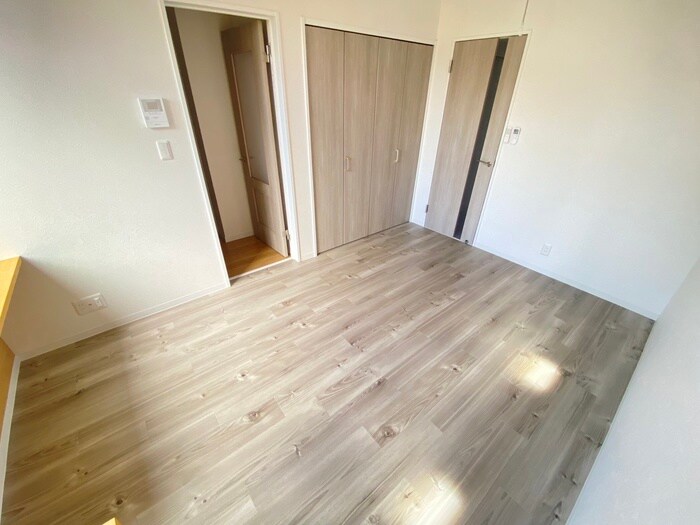 物件内観写真8　(居室)