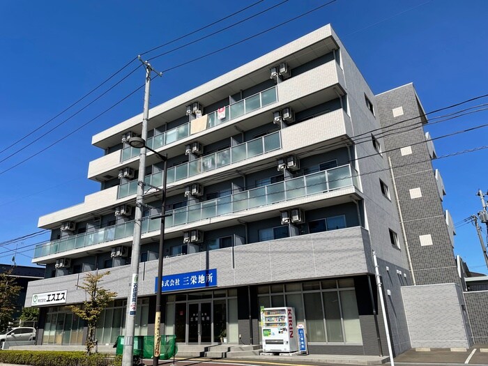 物件外観写真1　(外観写真)