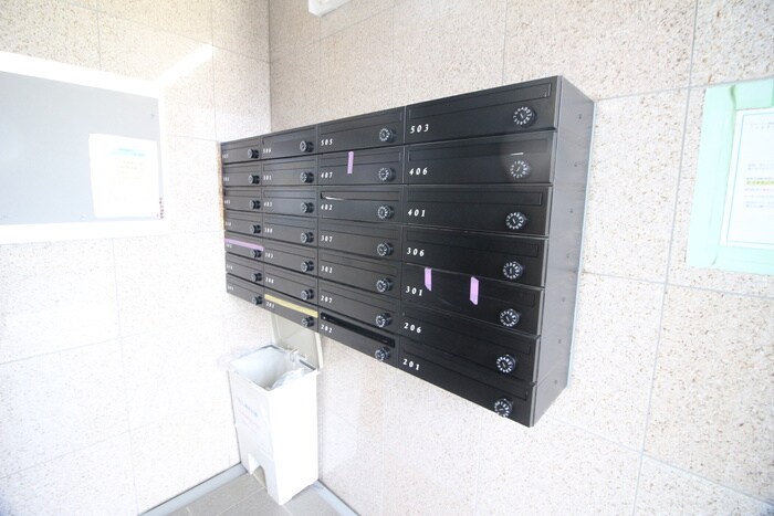 物件外観写真4　(建物設備)