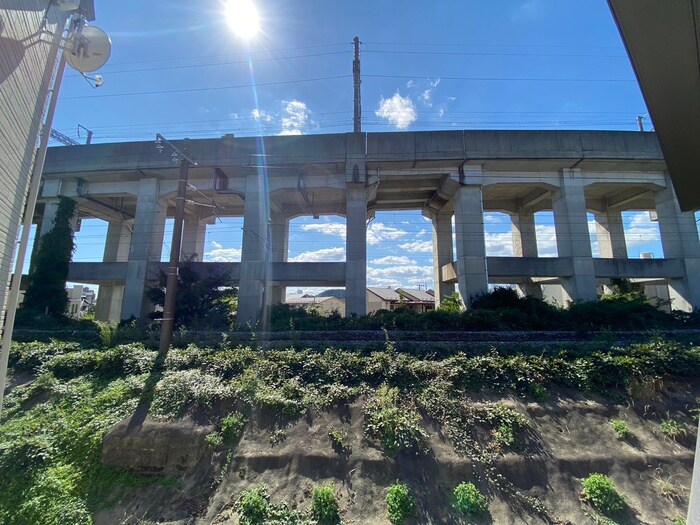 物件内観写真22　(室内からの展望)