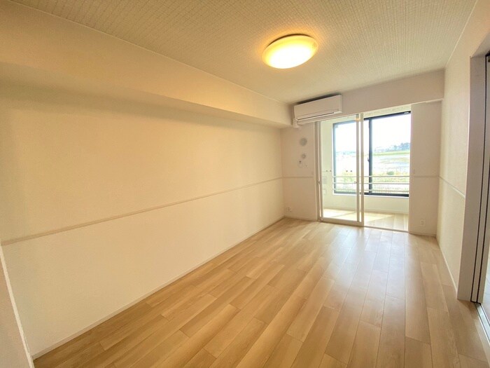 物件内観写真5　(居室)