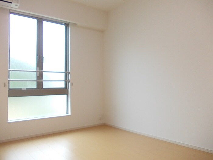 物件内観写真12　(居室)